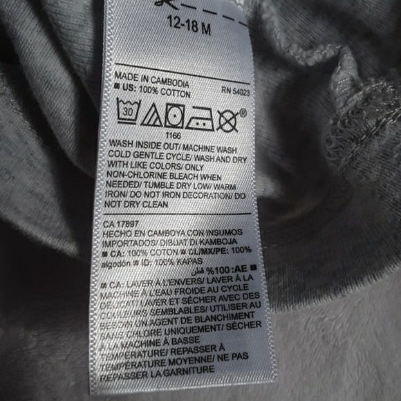 Donated** Old Navy EUC Long Sleeve - Picture 6 of 6